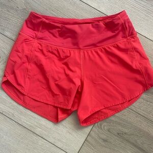 Lululemon Speed Up Short Midrise 4” SIZE 4 Carnation Red, like new